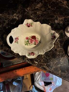 Formalities by Baum Bros Victorian Rose Collection Scalloped Handled Decorative